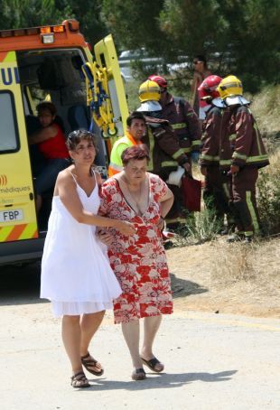 Dues ferides de l'accident d'autocar a Cassà continuen hospitalitzades al Santa Caterina