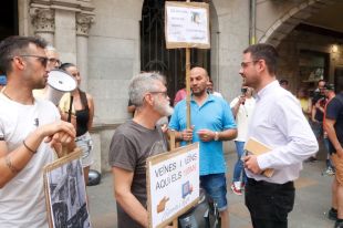 Els escombriaires de Girona reclamen al nou govern que acabi amb la temporalitat i renovi els vehicles