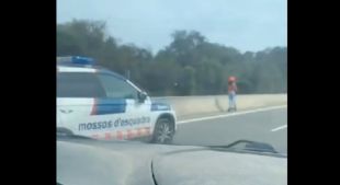 La usuària d'un patinet elèctric es desorienta i acaba circulant per l'esquerra de la C-31 a Vall-llobrega