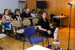 1 any de presó per l'única encausada pel tall del TAV a Girona el dia de la sentència de l'1-O
