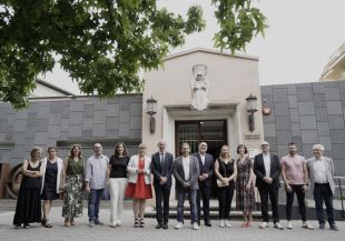 Santa Coloma de Farners homenatja les antigues bibliotecàries del municipi
