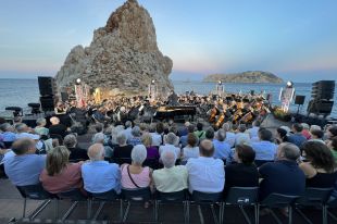 El Festival de Torroella homenatja Juli Garreta en un concert davant les Illes Medes