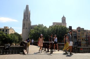 Girona ofereix visites guiades gratuïtes als veïns de la ciutat perquè descobreixin el patrimoni