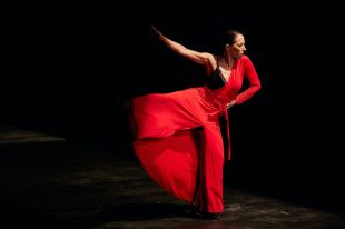 La bailaora Ana Morales reflexiona a Peralada sobre l'equilibri i el desequilibri