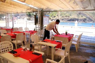 L'incendi de Portbou provoca pèrdues econòmiques als negocis que reclamen subvencions