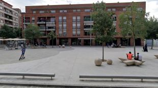 Queixes per ''sorolls recurrents'' a ''hores intempestives'' a la plaça Llibertat de Salt