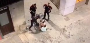 Els Mossos investiguen un agent que va bufetejar un home que cridava a Olot