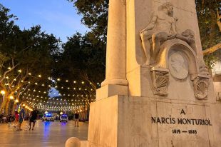 Tretze denúncies i un detingut en el tercer dispositiu policial a la Rambla de Figueres