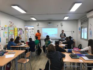 SOS Costa Brava consciencia els alumnes de secundària en la defensa del litoral