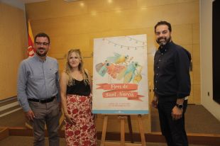 Unes mosques de colors tocant instruments al cartell de les Fires de Sant Narcís 2023