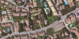 Denuncien que es volen construir 22 habitatges en un jardins protegits a Calella de Palafrugell