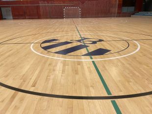 Banyoles repara el parquet del pavelló de La Draga per 60.500 euros
