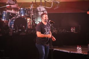 Antònia Font dona el tret de sortida al Temporada Alta amb l'últim concert de la gira de retorn