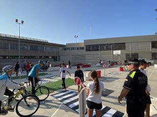 450 alumnes de Banyoles aprenen sobre educació viària