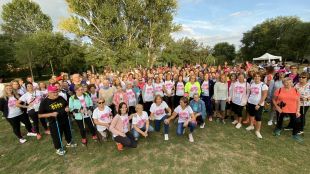 La cursa solidària 'Corre per les mames' de l'Oncolliga mobilitza més de 5.000 persones