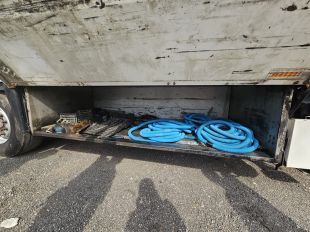 Dos detinguts per dur un camió amb plaques robades, furtar gasoil, no tenir l'ITV ni tarja de transport