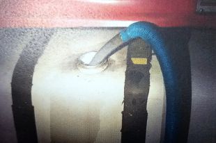 Enxampats dos lladres de gasoil a Vilobí un d'ells un camioner que volia omplir el dipòsit