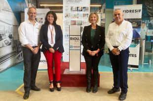El grup francès Riou Glass compra l'empresa gironina Vidresif