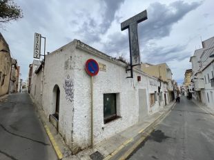 L'Escala compra per 495.000 euros l’edifici de l’antic restaurant La Palmera