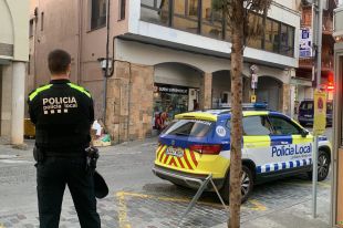 Detingut un jove que saltava pels patis de les cases per entrar-hi a robar a la Bisbal d'Empordà