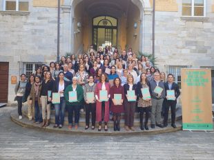 Més de 700 farmacèutics de Girona es formen sobre productes menstruals reutilitzables