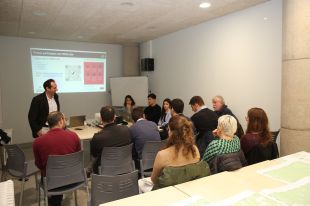 Una seixantena d'entitats de l'entorn de Girona es reuneixen per tractar la mobilitat supramunicipal