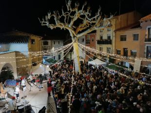 Prop de mil persones assisteixen a l’encesa de llums de Nadal a la Fira del Tió d’Arbúcies