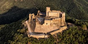 El castell de Montsoriu serveix per estudiar la història evolutiva del virus de Marek