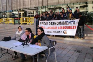 El Sindicat d'Habitatge de Salt denuncia ''l'onada de desnonaments'' i critica ''la desproporció policial''