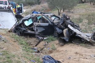 Moren tres persones en un accident de trànsit a Palau-saverdera