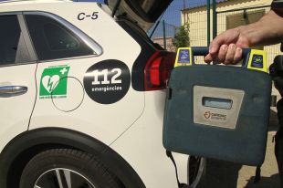 La Policia Local de Blanes assisteix a un home que va patir una aturada cardíaca