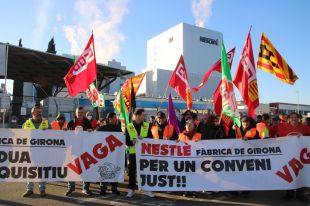150 treballadors de la Nestlé es concentren a Girona pel desbloqueig de la negociació del conveni