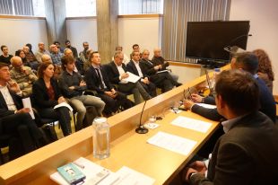 Els enginyers i economistes veuen les dessaladores mòbils com una solució provisional