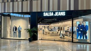Salsa Jeans i La casa de las carcasas obren establiment al Gran Jonquera