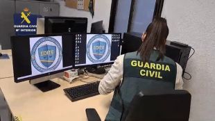 Desarticula una organització criminal dedicada a cometre estafes amb criptomonedas