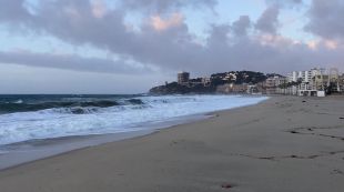 La boia del Cap de Begur registra onades de fins a cinc metres d'alçada