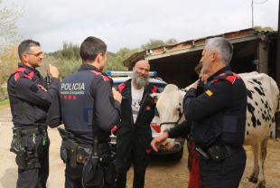 Així és com els Mossos d'Esquadra supleixen la manca de Policia Local en pobles del Baix Empordà