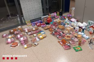 Tres detingudes a Figueres per furtar en supermercats amagant els productes sota la roba