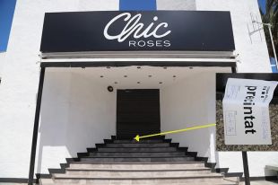 La disco Chic de Roses diu que el precinte dels mossos és fruit d'un acte de sabotatge