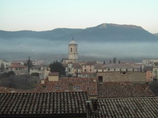 Amer, el municipi de Girona amb més possibilitats de trobar parella