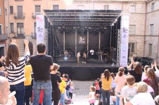 Sidonie, Alfred Garcia, Maria Jaume i Mama Dousha se sumen al 13è Strenes