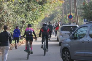 El Consorci de les Gavarres demana regular urgentment l'accés al massís