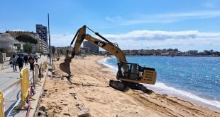 Calonge i Sant Antoni inicia els treballs per restablir les platges afectades pel temporal