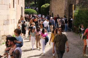Clou el 69è Girona Temps de Flors amb una afluència de visitants semblant a la jornada inaugural