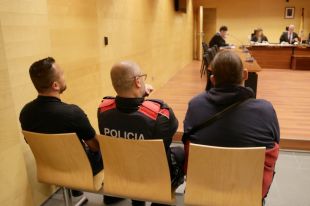 Jutgen els dos camioners interceptats a la Jonquera amb tres aparells per clonar targetes