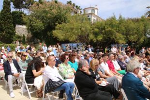 S'Agaró inicia la celebració del seu centenari i inaugura una estàtua a Josep Ensesa