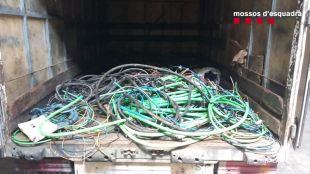 Tres detinguts per robar uns 1.000 euros en cable de coure a la Cellera i Sant Julià de Ramis