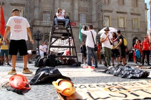 Els socorristes exigeixen una normativa que reguli el sector i la seguretat a les platges
