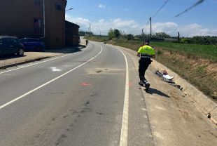 Mor un motorista en un xoc frontal amb una furgoneta a Vilanant