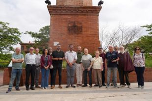 Girona col·loca la reixa noucentista que identificava l'antiga fàbrica d'Els Químics